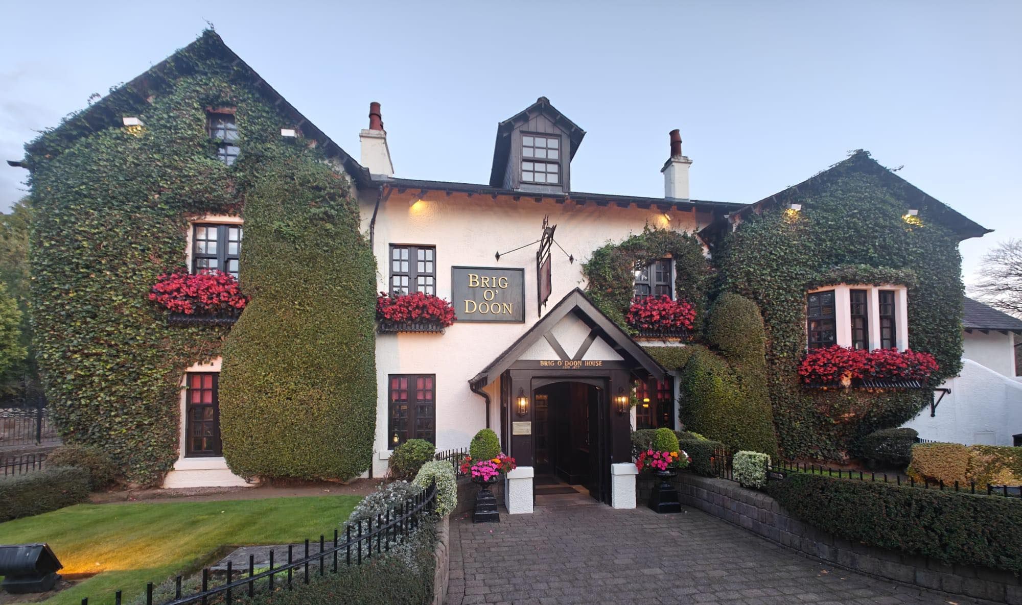 Hotel at Brig o' Doon